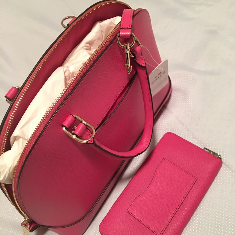 Coach Handbag - Picture 5 of 5